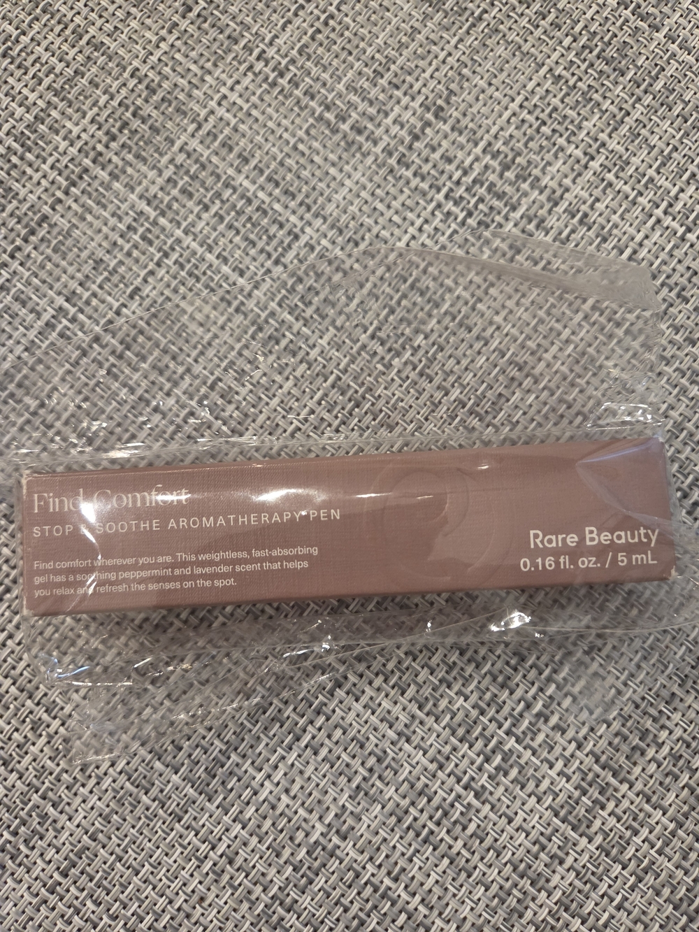 Rare Beauty Find Comfort Stop & Soothe Aromatherapy Pen